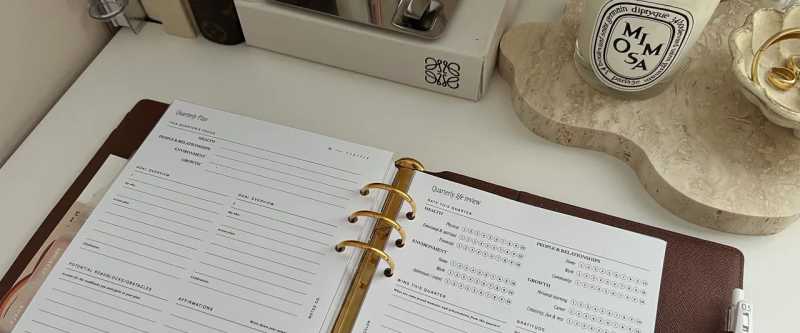 Diary calendar organiser planner on a table